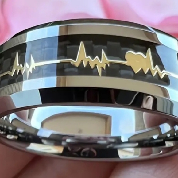 New stainless steel ekg heart heart beat ring size 6 to 13 available - Picture 3 of 3